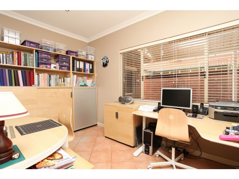 24 Saleham Street, Lathlain WA 6100