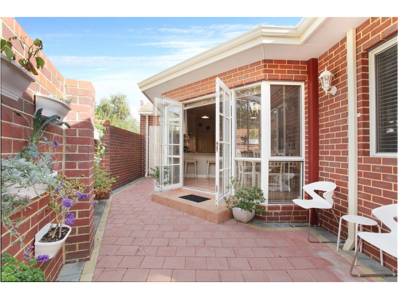 24 Saleham Street, Lathlain WA 6100