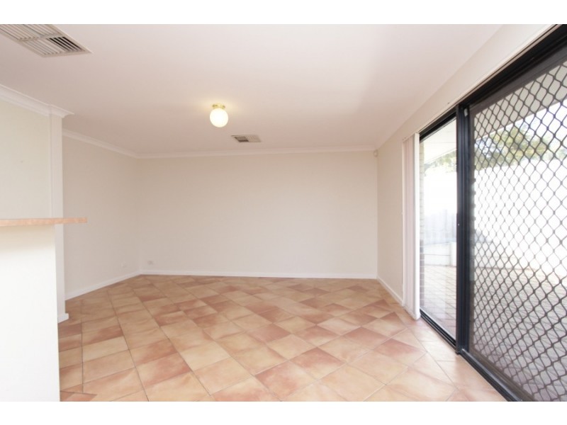 10 Humphry Street, St James WA 6102