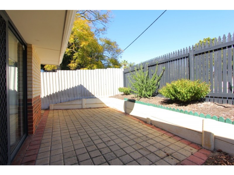 10 Humphry Street, St James WA 6102