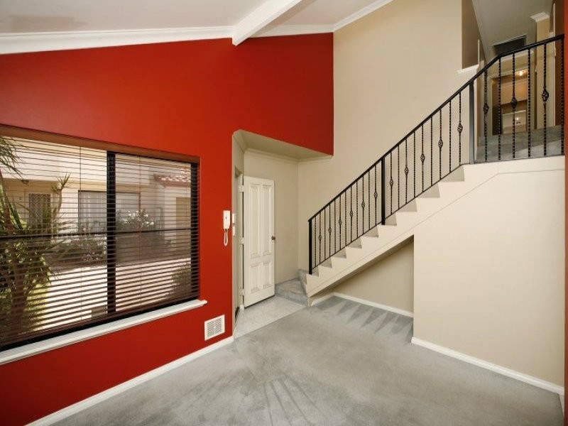 12/50 Gwenyfred Road, Kensington WA 6151