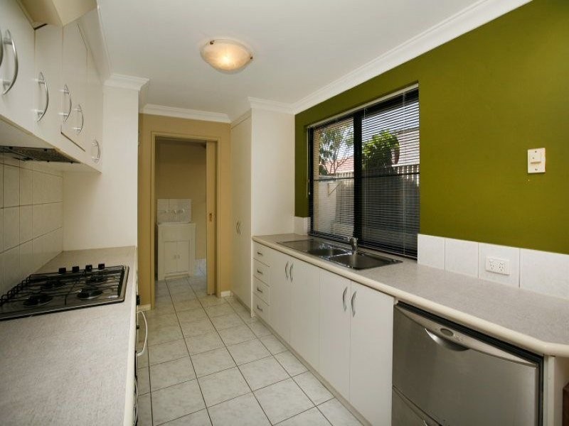 12/50 Gwenyfred Road, Kensington WA 6151