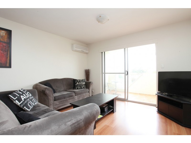 13/12 McMaster Street, Victoria Park WA 6100