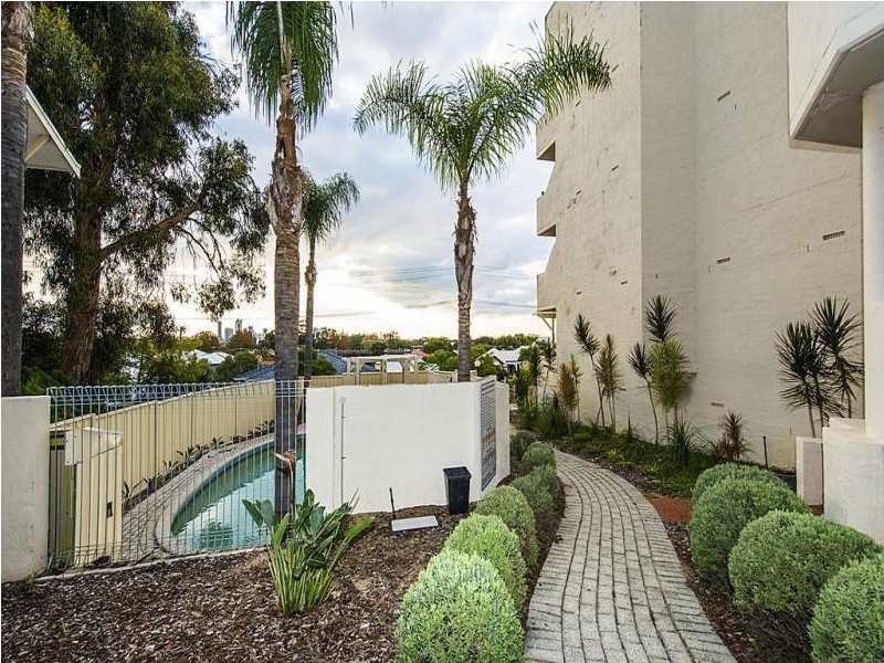 13/12 McMaster Street, Victoria Park WA 6100