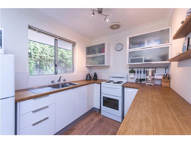 102B Mackie Street, Victoria Park WA 6100