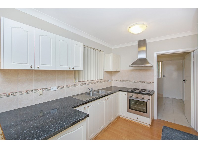 2/74 Mary Street, Como WA 6152