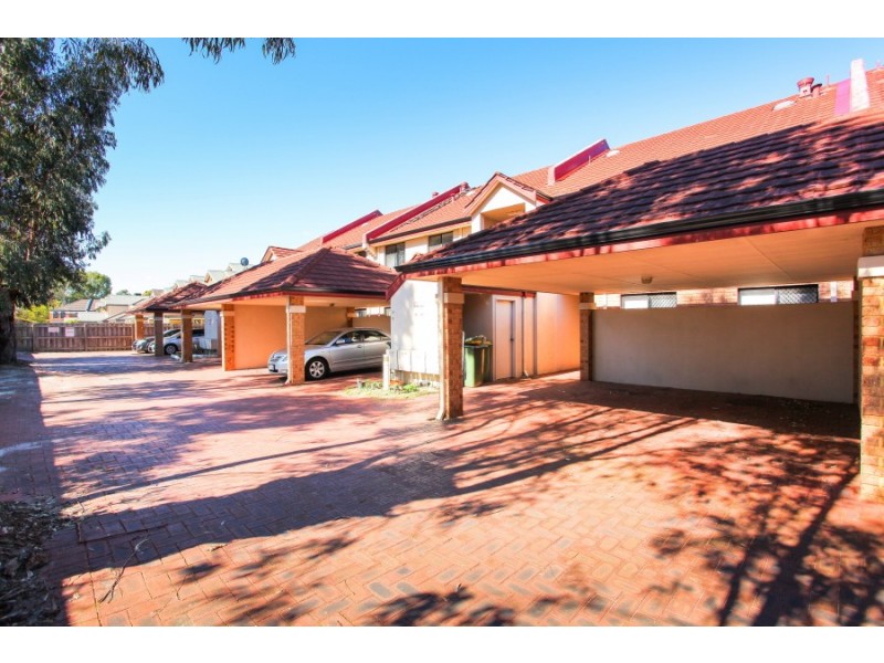 17/20 Gochean Avenue, Bentley WA 6102