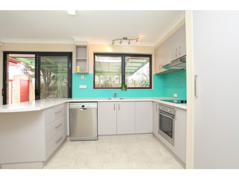 25B Axon Avenue, Victoria Park WA 6100