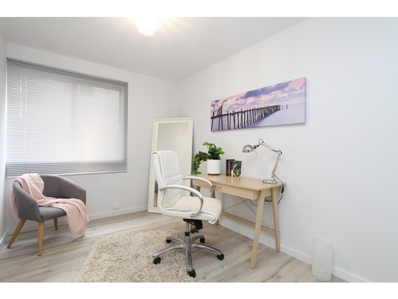 19W/107 Washington Street, Victoria Park WA 6100