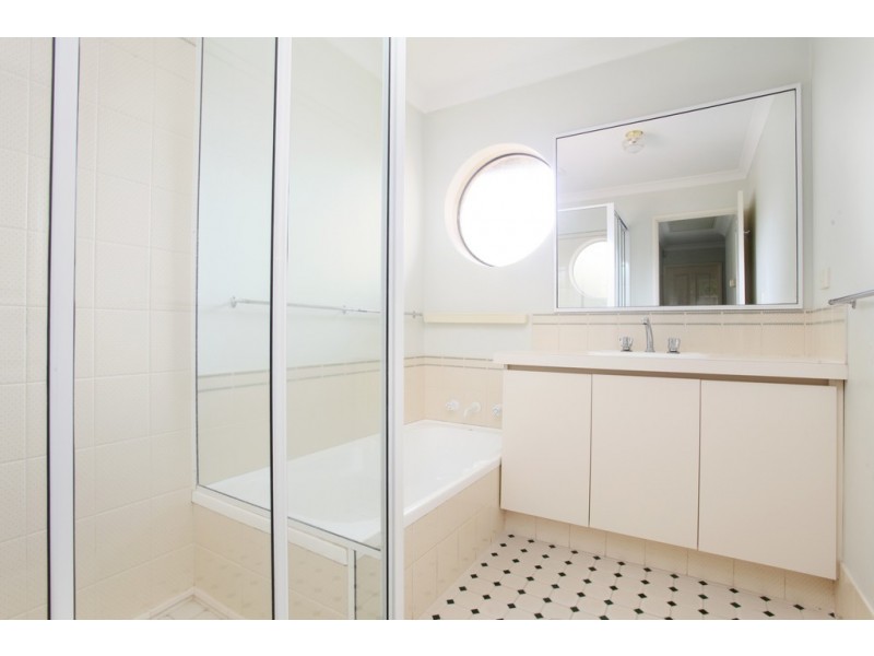 2/140 Hubert Street, East Victoria Park WA 6101