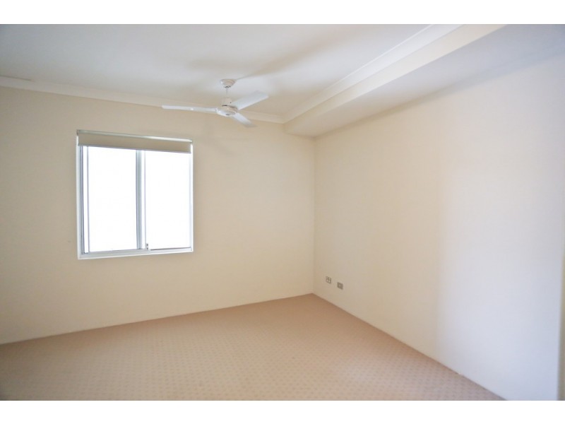 8/76 Kooyong Road, Rivervale WA 6103