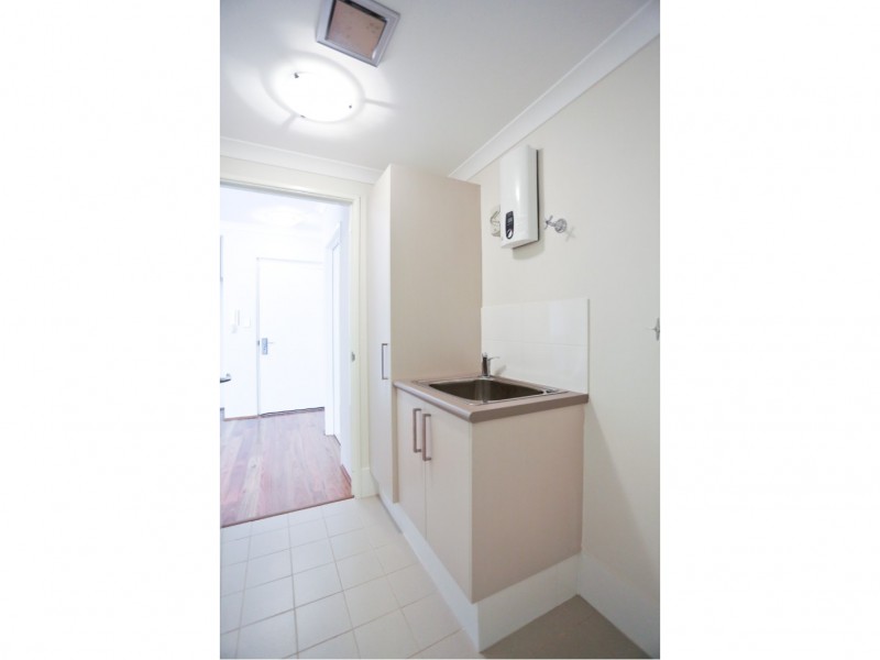 8/76 Kooyong Road, Rivervale WA 6103