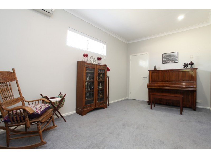 27 Iandra Loop, Willetton WA 6155