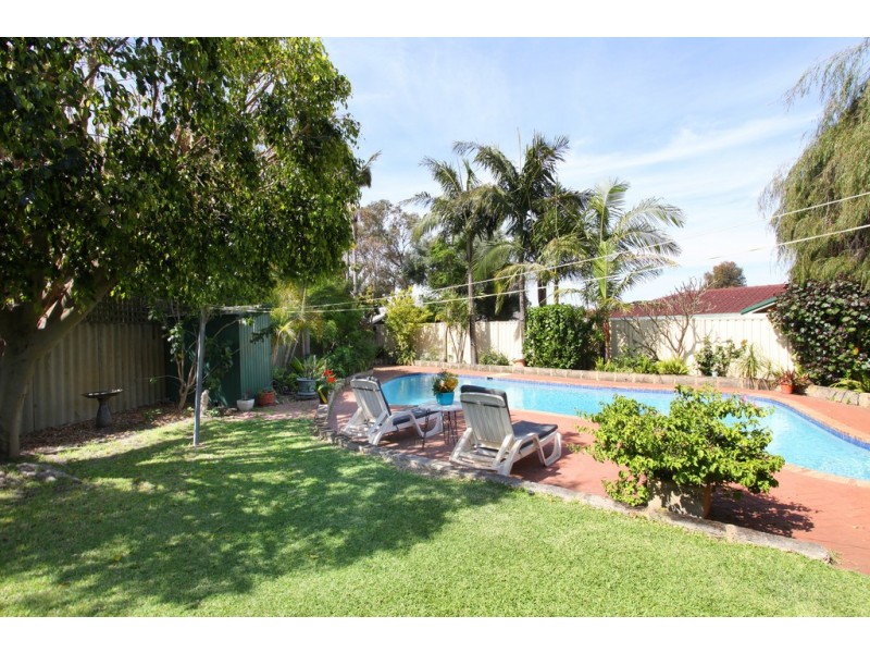 27 Iandra Loop, Willetton WA 6155