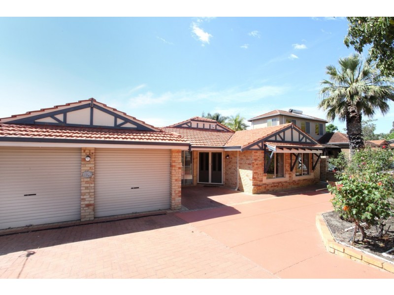 52 Pitt Street, St James WA 6102