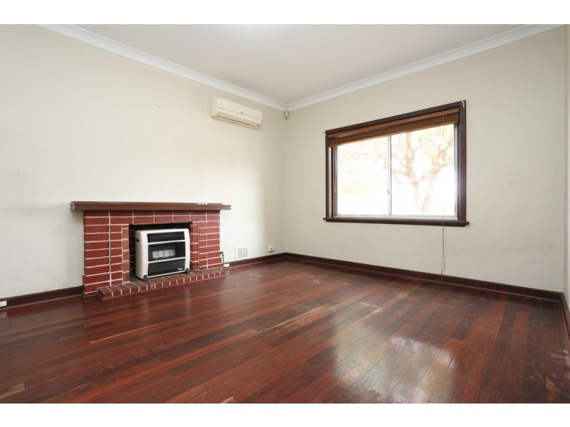 396 Berwick Street, St James WA 6102