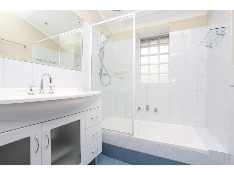396 Berwick Street, St James WA 6102