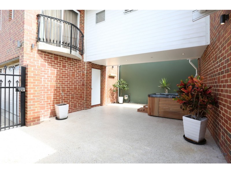 147 Shepperton Road, Victoria Park WA 6100