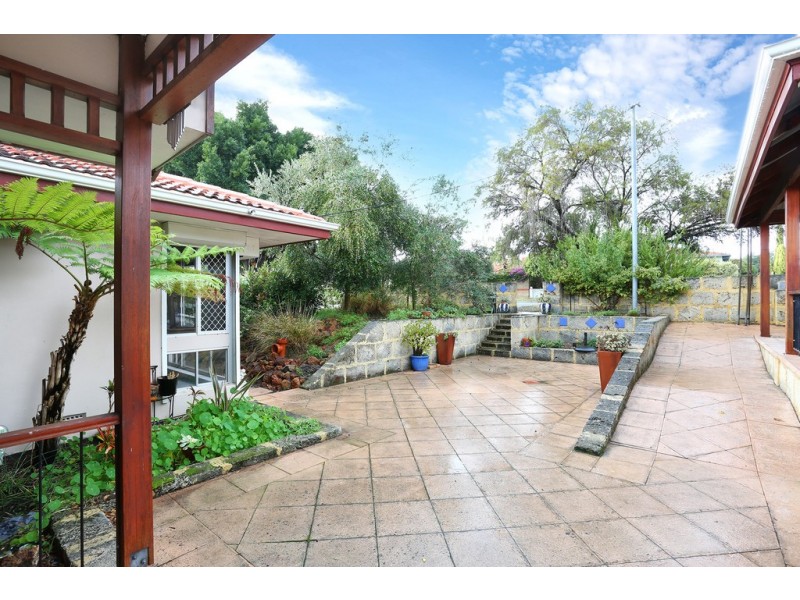 29 Durban Street, Belmont WA 6104