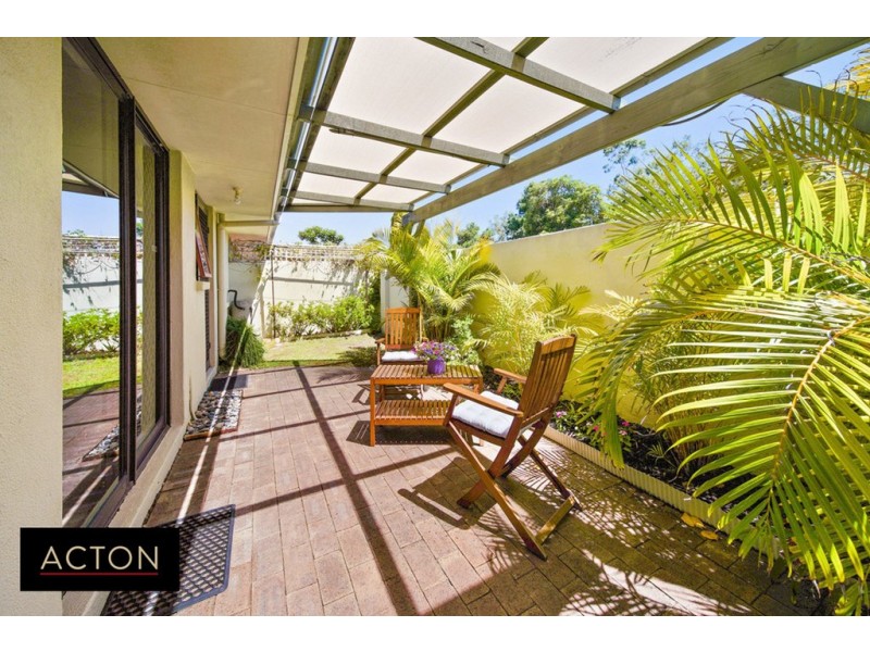 8/2 Lakeside Terrace, Mount Pleasant WA 6153