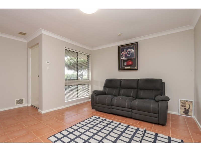 40A Elvington Way, Thornlie WA 6108