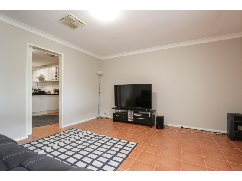 40A Elvington Way, Thornlie WA 6108