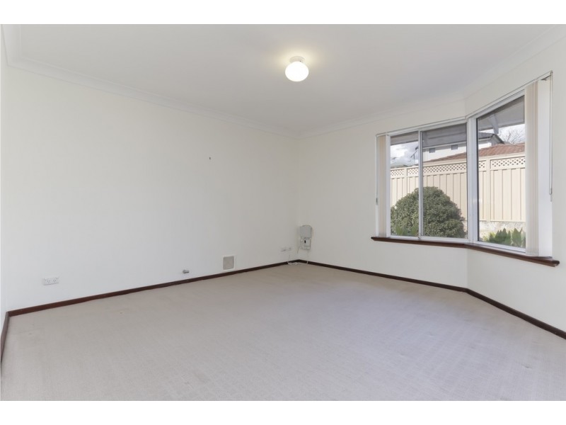 2/136 Carnarvon Street, East Victoria Park WA 6101