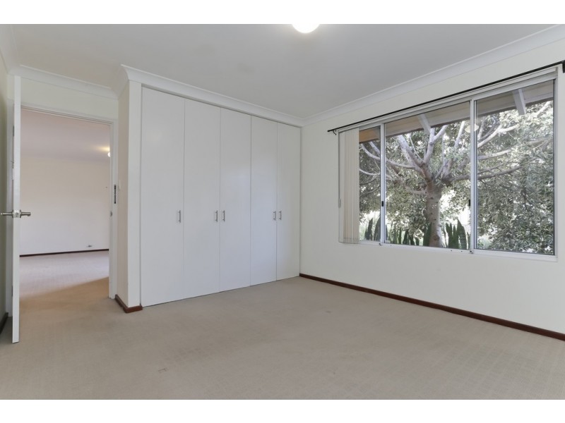 2/136 Carnarvon Street, East Victoria Park WA 6101