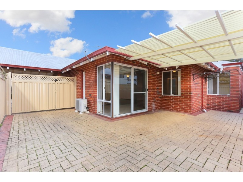 2/136 Carnarvon Street, East Victoria Park WA 6101