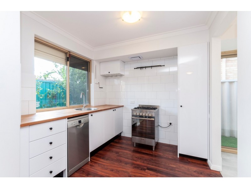 4/61 Bank Street, East Victoria Park WA 6101