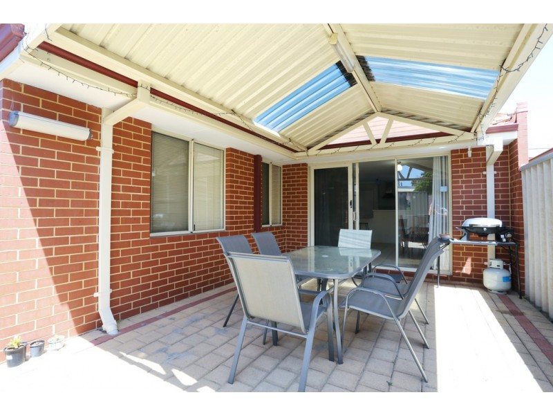 82 Upton Street, St James WA 6102