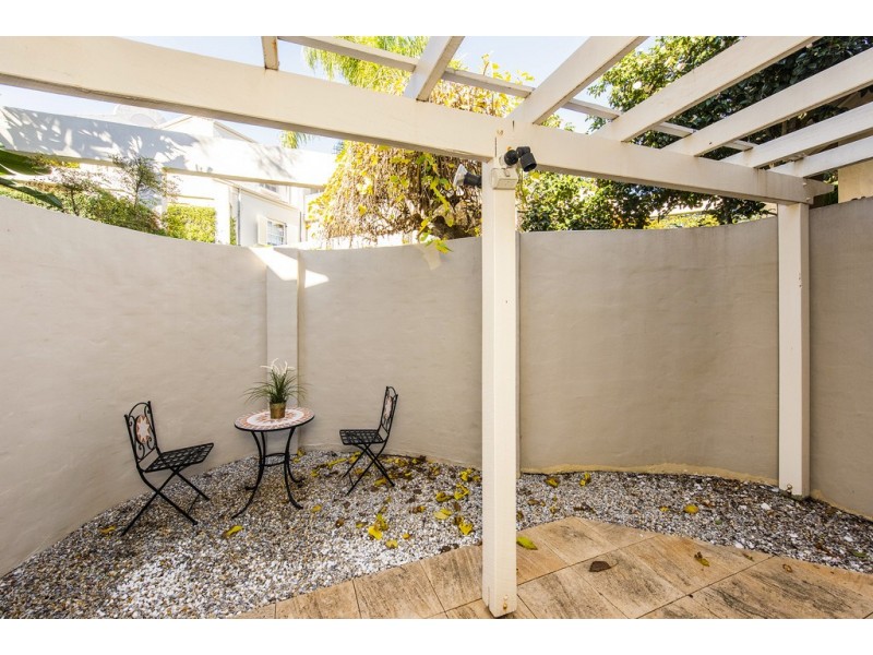 13/19 Karoo Street, South Perth WA 6151