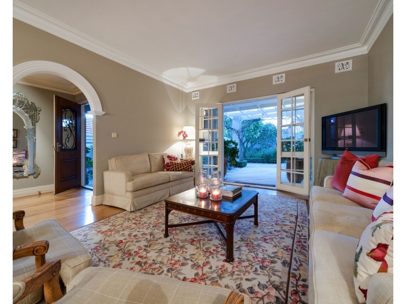 2/19 Karoo Street, South Perth WA 6151