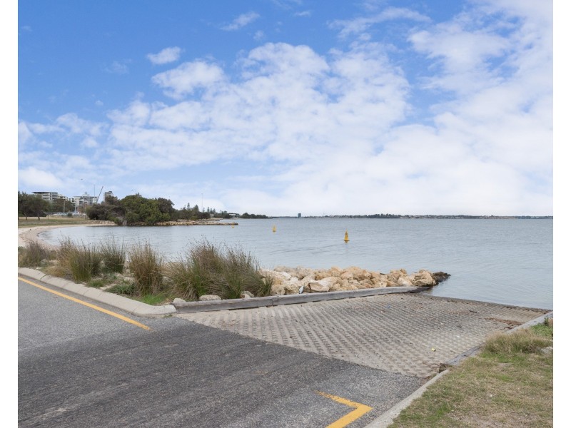 2/19 Karoo Street, South Perth WA 6151