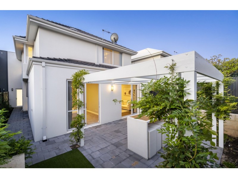 67A Comer Street, Como WA 6152