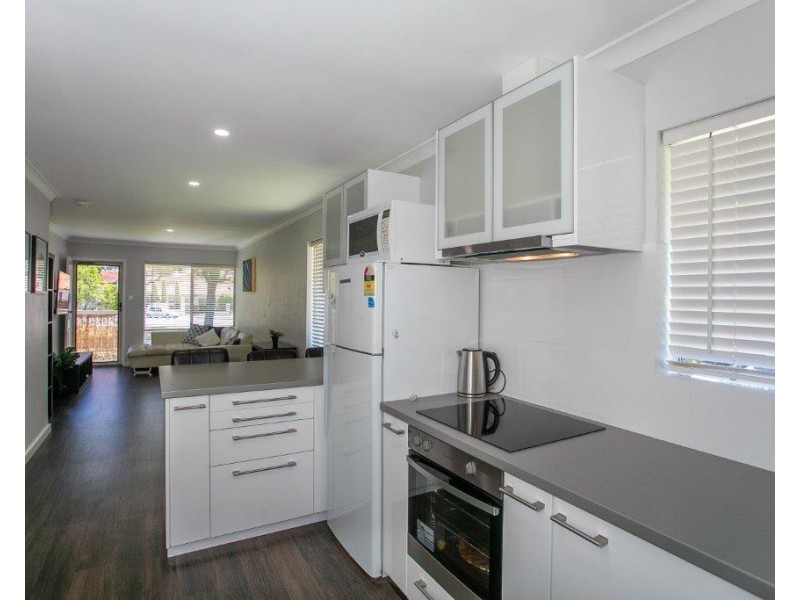 17/322 Canning Hwy, Como WA 6152
