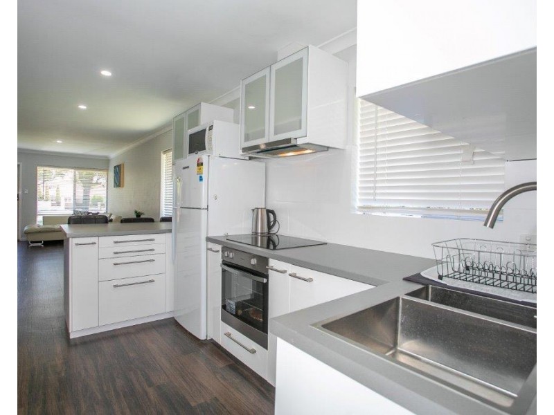 17/322 Canning Hwy, Como WA 6152
