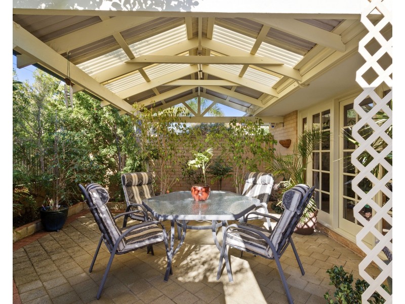 1/3 Bruce Street, Como WA 6152