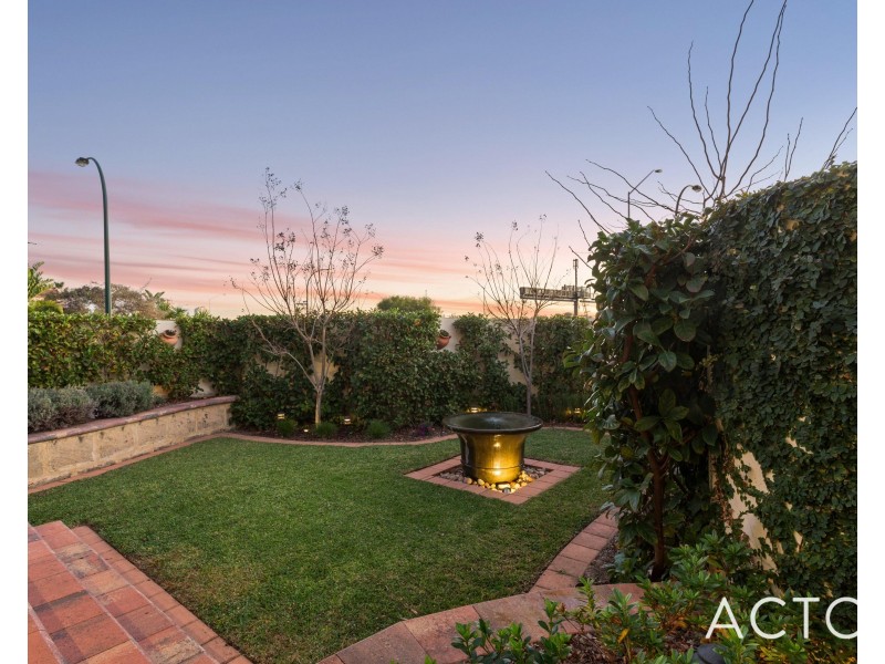 4/159 Melville Parade, Como WA 6152