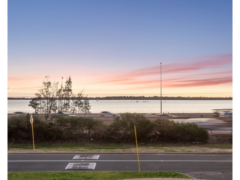 4/159 Melville Parade, Como WA 6152