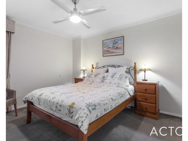 4/159 Melville Parade, Como WA 6152