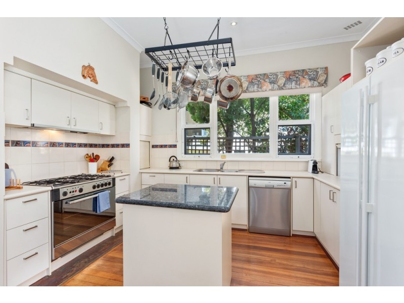 1/175 Coode Street, Como WA 6152
