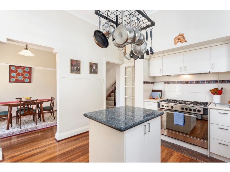 1/175 Coode Street, Como WA 6152
