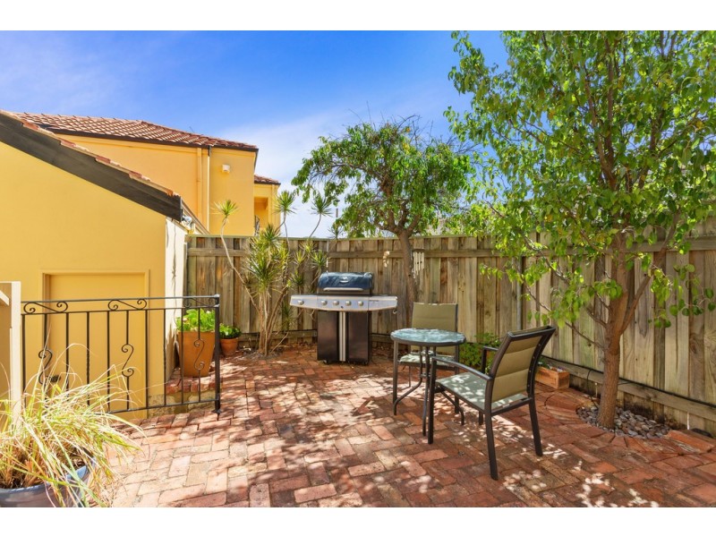 1/175 Coode Street, Como WA 6152