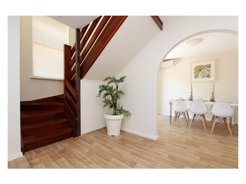 4/9 Strickland Street, South Perth WA 6151