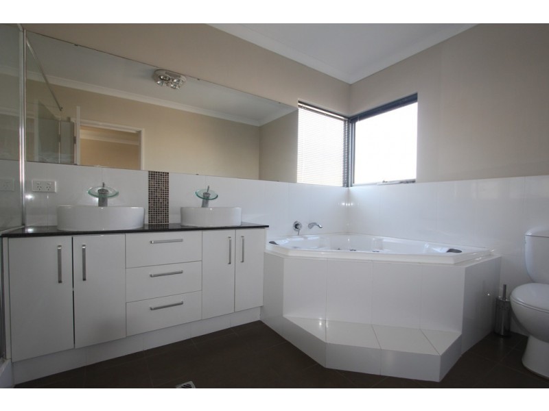 78B Edgecumbe St, Como WA 6152