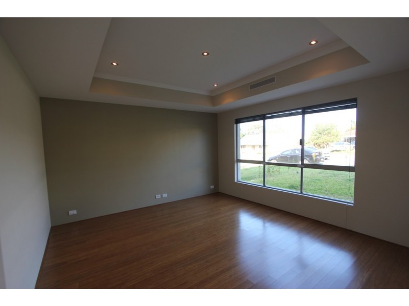 78B Edgecumbe St, Como WA 6152