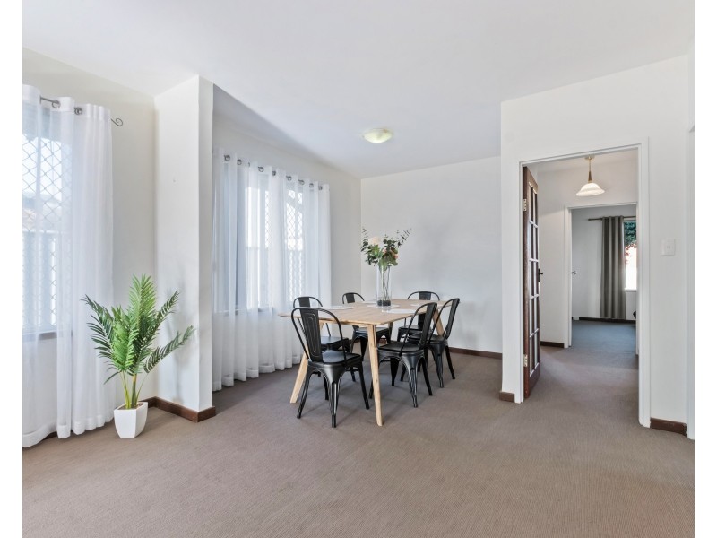 1/42 Robert Street, Como WA 6152