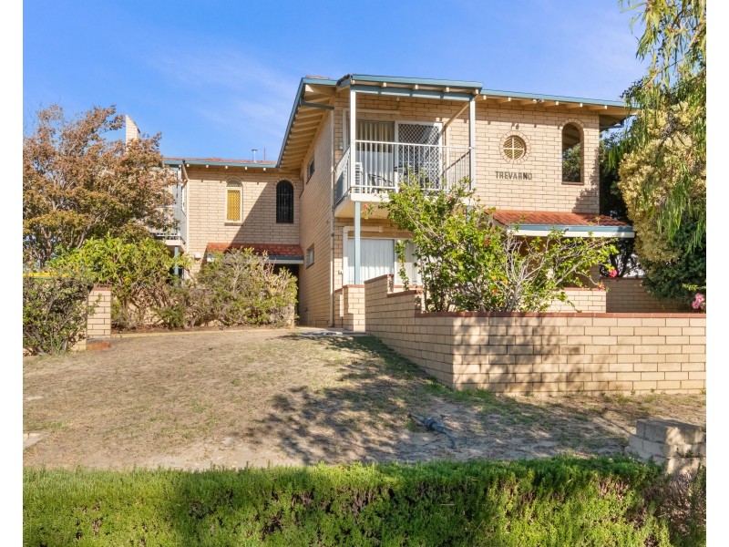 1/42 Robert Street, Como WA 6152