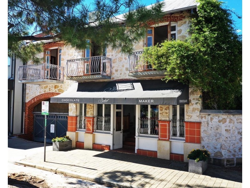 1/17 Essex Street, Fremantle WA 6160